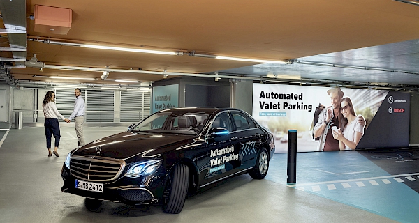 Компании Bosch и Daimler продемонстрировали беспилотную парковку автомобиля в реальных условиях