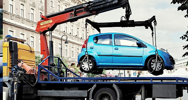 С 22 апреля в Киеве начали эвакуировать авто нарушителей парковки